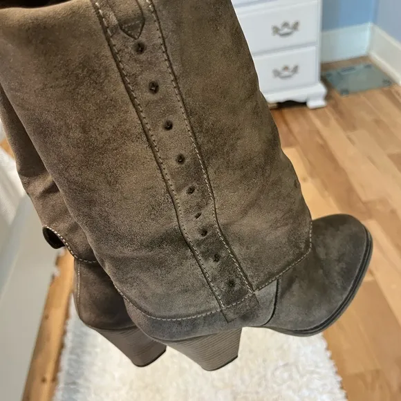 Mia Boutique Boots Mid Calf TaupeHeeled Womens 6