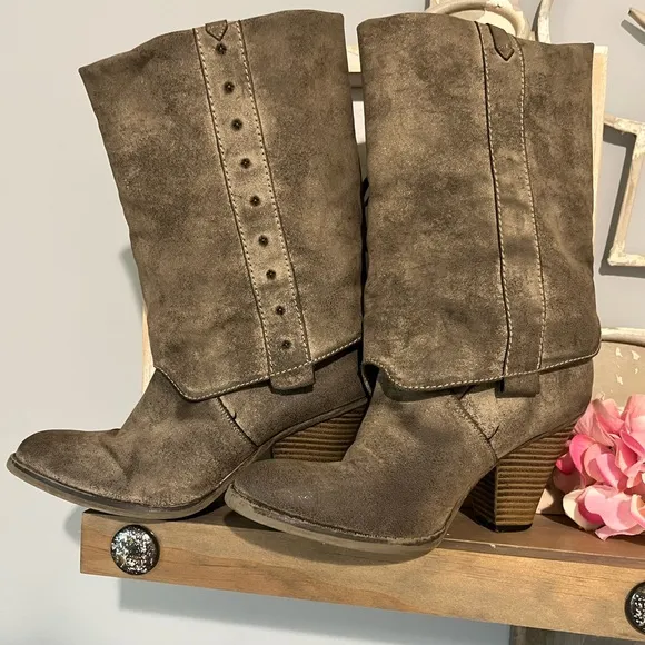 Mia Boutique Boots Mid Calf TaupeHeeled Womens 6