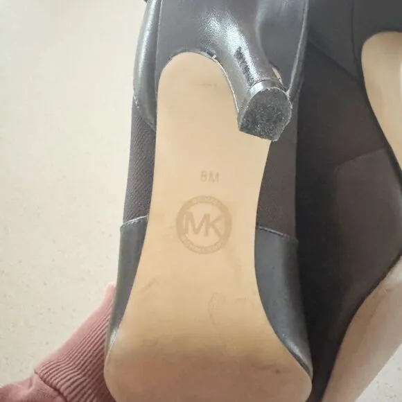 Michael Kors The Jet Set 6 Woods Women 8M Brown Heeled Pull On Ankle Boots