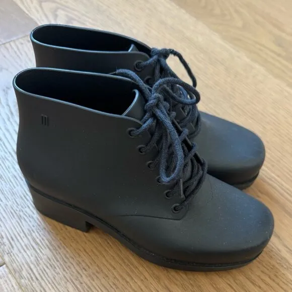 Mini Melissa Stellar Lace Up Ankle Boots Kids - EUC - Girls Size 1 - Black