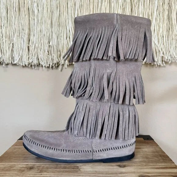 Minnetonka Gray Suede 3-layer Fringe Moccasin Pull On Mid Calf Boots Size 9