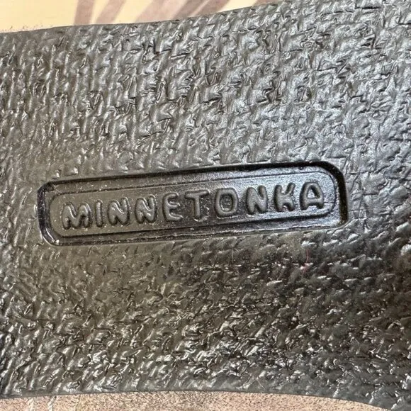 Minnetonka Gray Suede 3-layer Fringe Moccasin Pull On Mid Calf Boots Size 9
