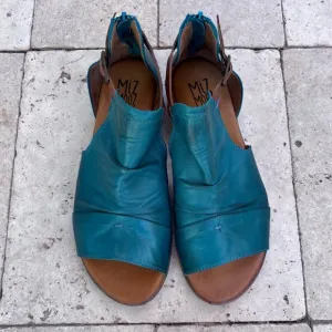Miz Mooz Dipper Leather Sandals Marine &amp; Tan Size 8