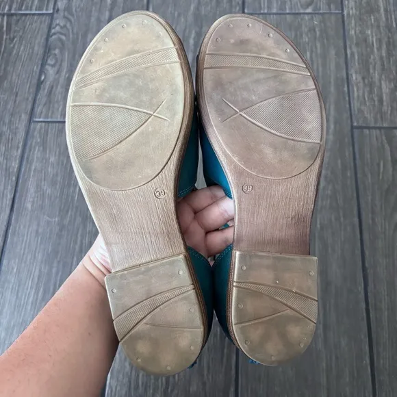 Miz Mooz Dipper Leather Sandals Marine &amp; Tan Size 8