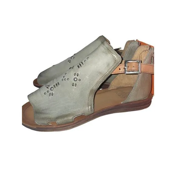 Miz Mooz Feat Wide Safe Sandals US 9/EU 40