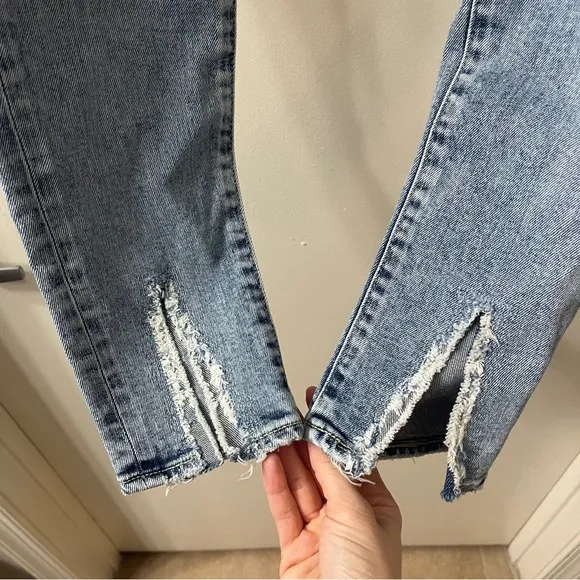 Moussy Vintage Ithan Distressed Skinny Jeans Size 23