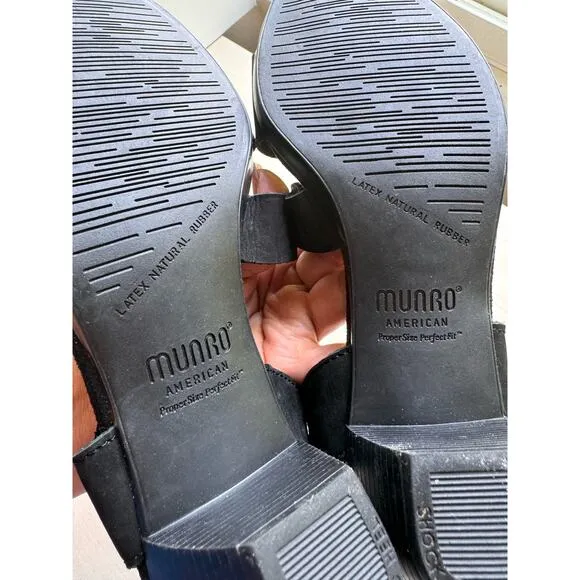 Munro heel sandals Lucia Black Nubuck size 7