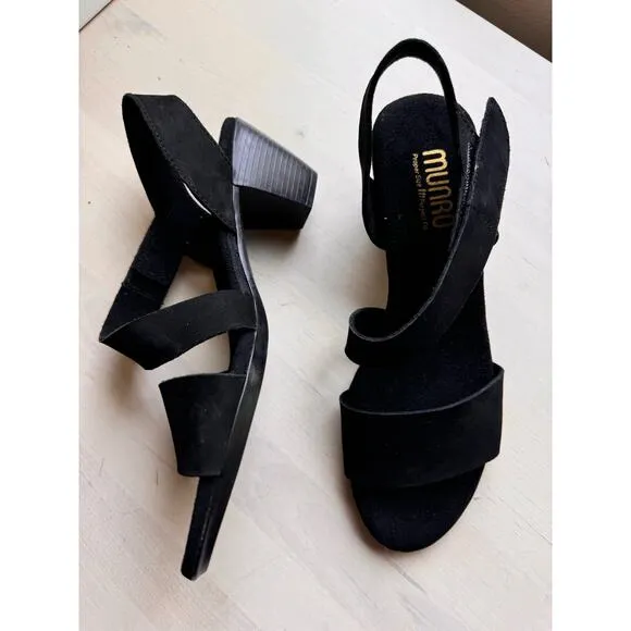 Munro heel sandals Lucia Black Nubuck size 7