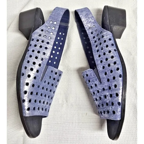 MUNRO Mickee Blue Metallic Leather Sling Back Sandals Size-8.5M