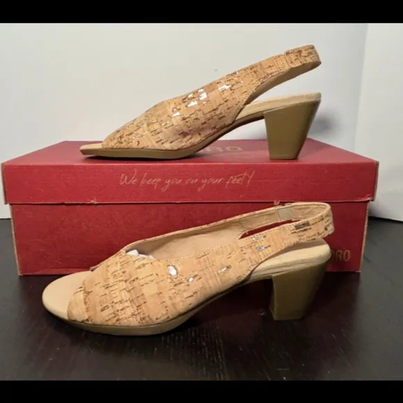Munro Rochelle Cork Sling Back Heeled Sandals Shoes Size 7 Narrow