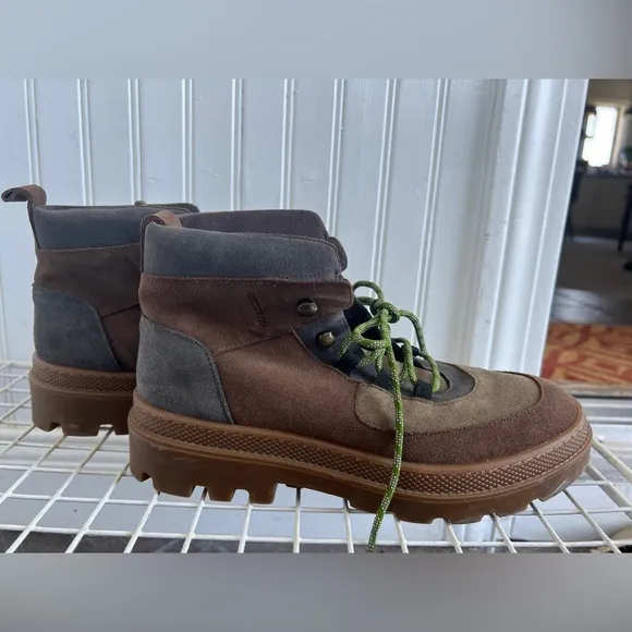 Naguisa Monzon chunky Boots