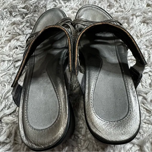 Naot Enchant Pewter &amp; Gold Leather Slip On Platform Wedge Sandals Size 39 8-8.5