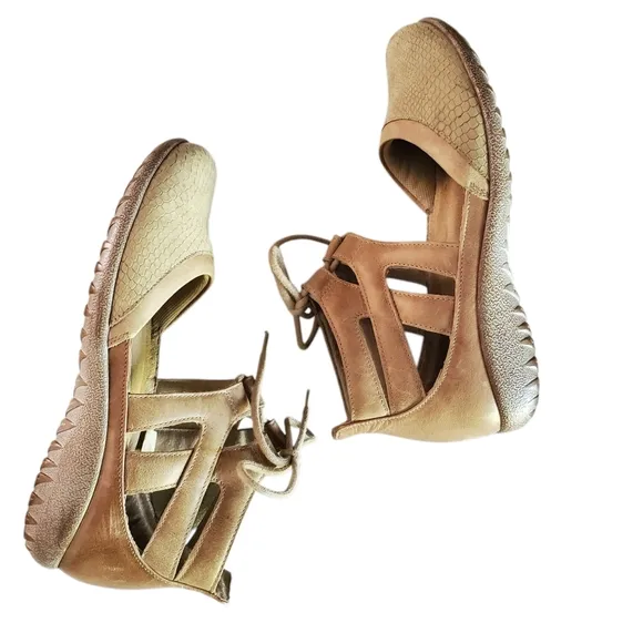 NAOT KATA Nuetral Tan Cream Snake Embossed Leather Lace-Up Sandals Women's SZ 7