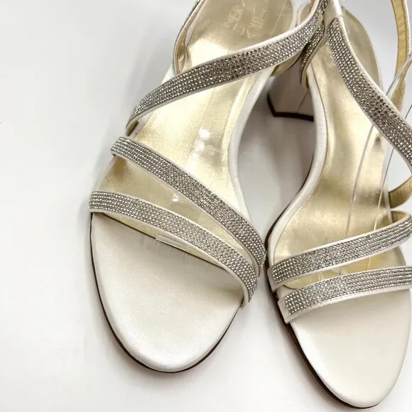 Naturalizer Womens Size 10 Vannessa 2 White Sparkly Dress Sandals Heels Shoes