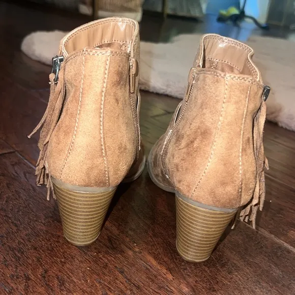 Índigo brown suede ankle boots chunky heel fringe &amp; buckle side zip up size 7