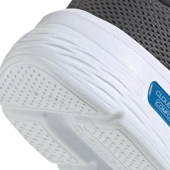 New Adidas Men's Cloudfoam Comfy Sneaker