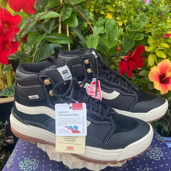 New All Weather Ultrarange EXO Vans Hi Top Sneakers