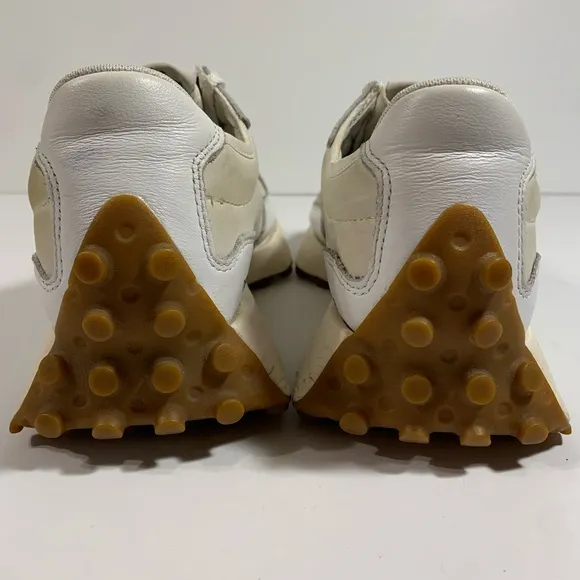 New Balance 327 White Moonbeam Gum Womens Sneakers 8.5‎