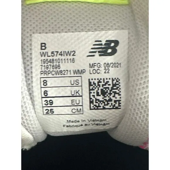 New Balance 574 sneakers for Women - White in UAE | Level...