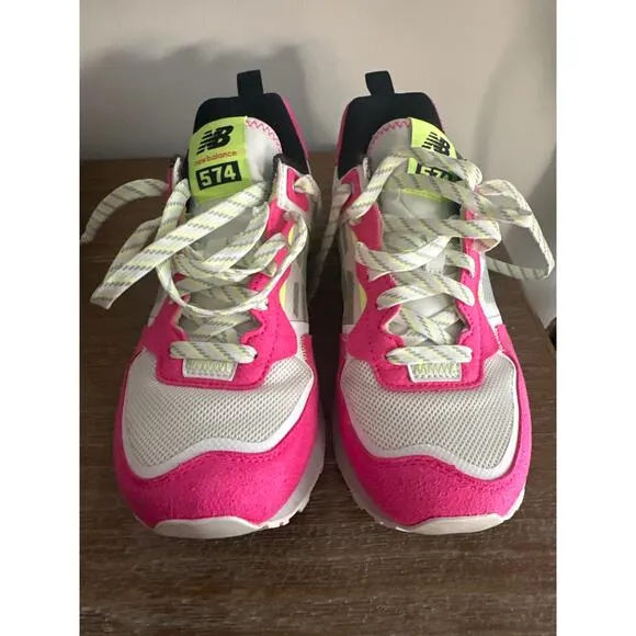 New Balance 574 sneakers for Women - White in UAE | Level...