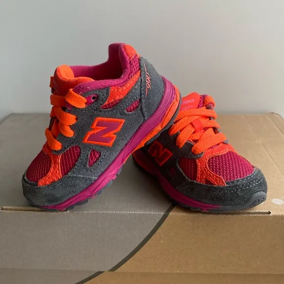 New Balance 990 V5 Pink/Orange Toddler Sneakers- SZ 4 C