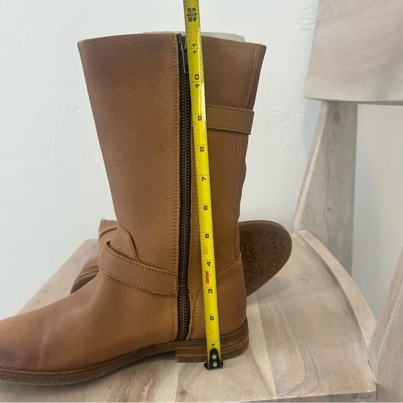NEW Born Delano Light Brown ‘Tan’ Leather Boot Women's Size 7 Mid Calf Buckle