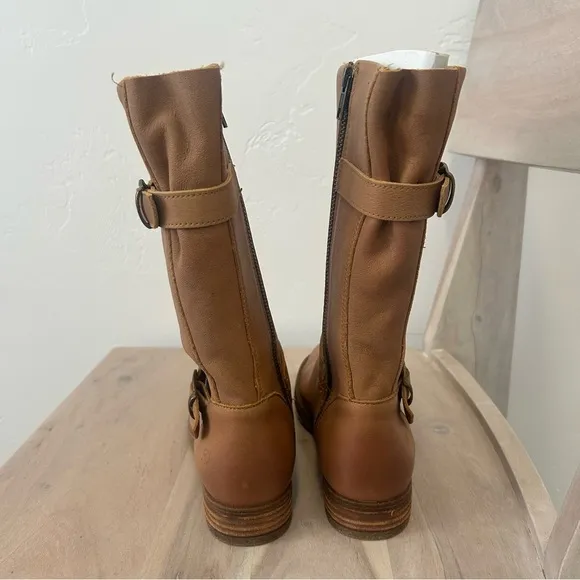 NEW Born Delano Light Brown ‘Tan’ Leather Boot Women's Size 7 Mid Calf Buckle