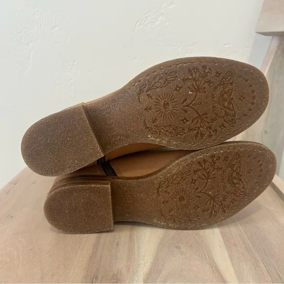 NEW Born Delano Light Brown ‘Tan’ Leather Boot Women's Size 7 Mid Calf Buckle
