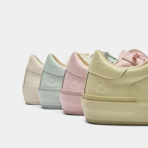 NEW DOLCE VITA Zina 360 Leather Sneakers seafoam color 294M0