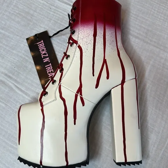 New Dolls Kill Red Carrie Bloody Prom Queen Platform Boots