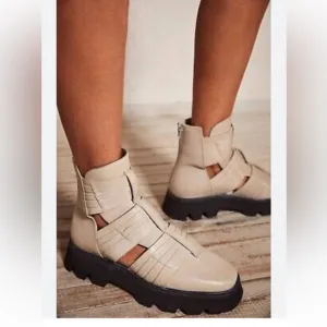 New Free People Hydra Huarache Lug Boots Size 37 /7MSRP: $198
