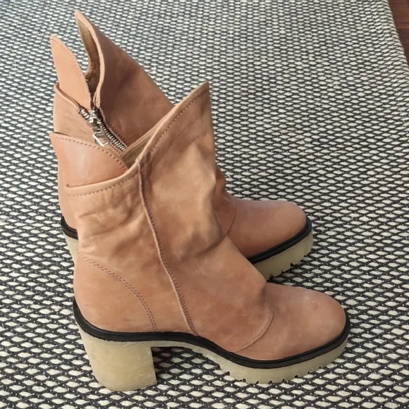 New Free People Jack Zip Brown Tan Ankle Boots with Side Zipper and Heel