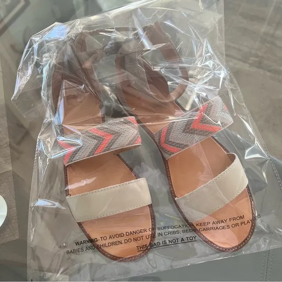 NEW Frye Ankle Strap Sandals, Boho Size 9M New w/o Box