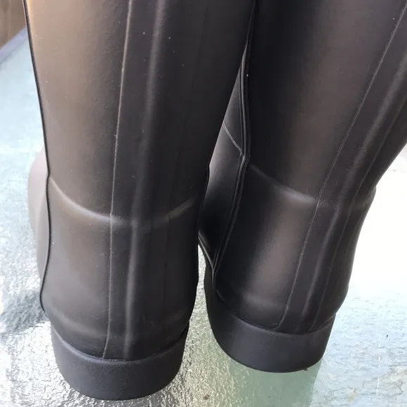 New HUNTER Black Calf Length Boots