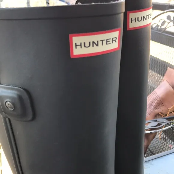 New HUNTER Black Calf Length Boots