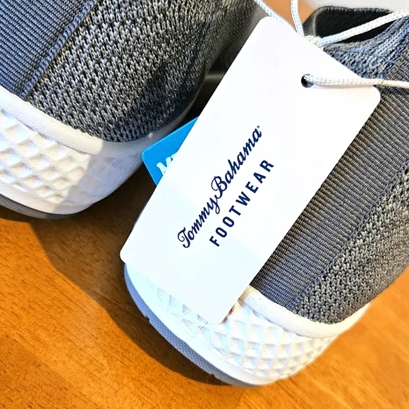 New in Box - TOMMY BAHAMA - Lightweight Slip-on Grey Sports Shoes. Size  7