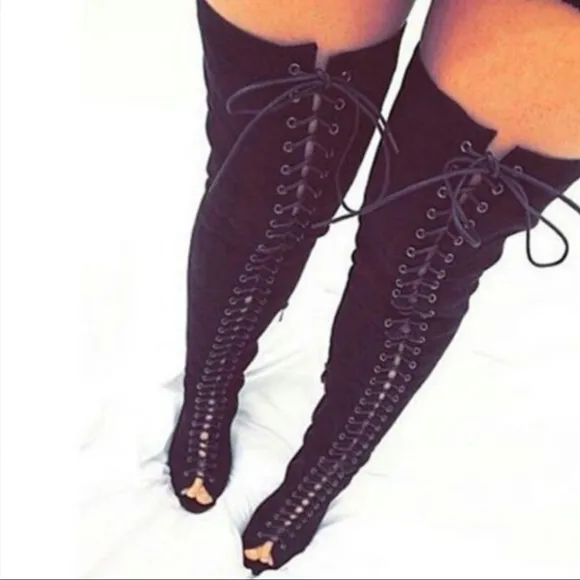 NEW in box - ZigiNY Piarry Thigh High Boots