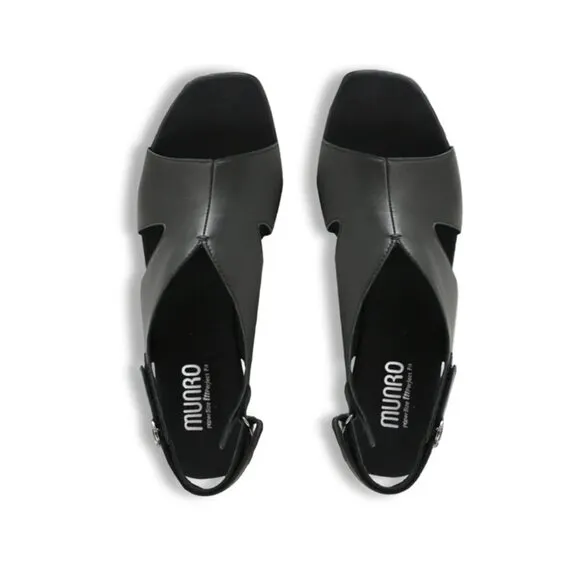 NEW MUNRO Leather Julian Heeled Comfort Sandals Black Leather for women 563tn