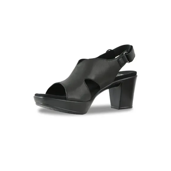 NEW MUNRO Leather Julian Heeled Comfort Sandals Black Leather for women 563tn