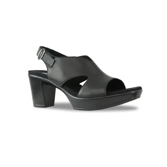NEW MUNRO Leather Julian Heeled Comfort Sandals Black Leather for women 563tn