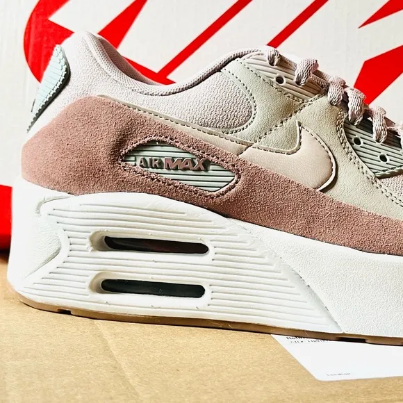 New NIKE AIR MAX 90 LV8 Platform Women Sneakers Iron Mauve size 9 FD4328 001
