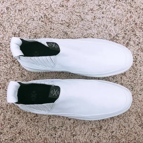 NEW O.X.S. Woobie White High Top Sneakers Leather Size 11 New in Box Retail $288