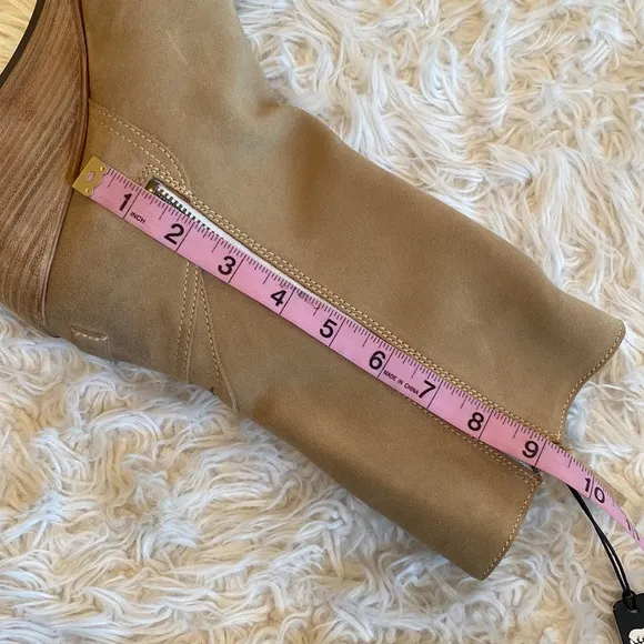 New Sorel tan suede leather After Hours Mid boot 10.5