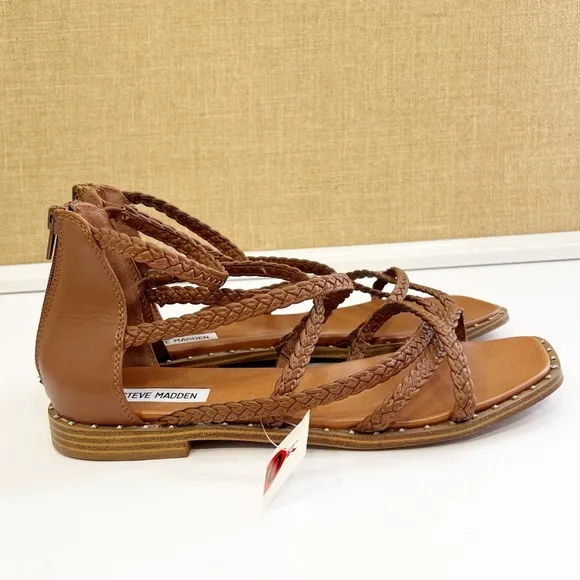 NEW STEVE MADDEN Tessi Braided Strappy Gladiator Sandal Cognac Brown SIZE 10 NWT
