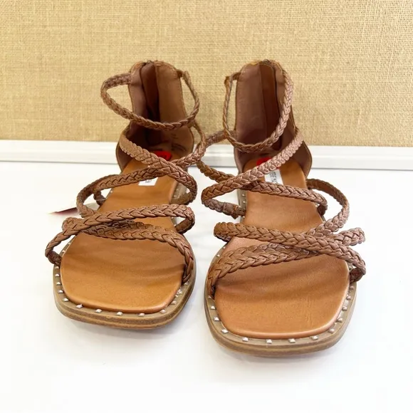 NEW STEVE MADDEN Tessi Braided Strappy Gladiator Sandal Cognac Brown SIZE 10 NWT