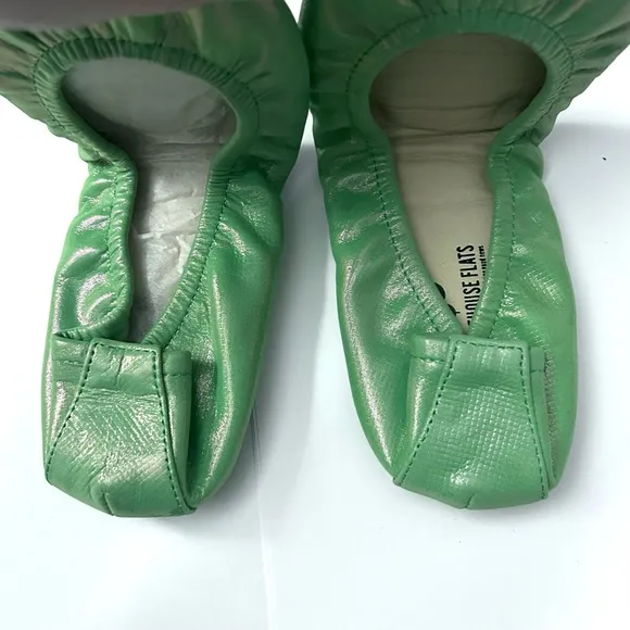 NEW Storehouse Flats Foldable Leather Ballet Flats in Sour Apple Taffy - Size 7