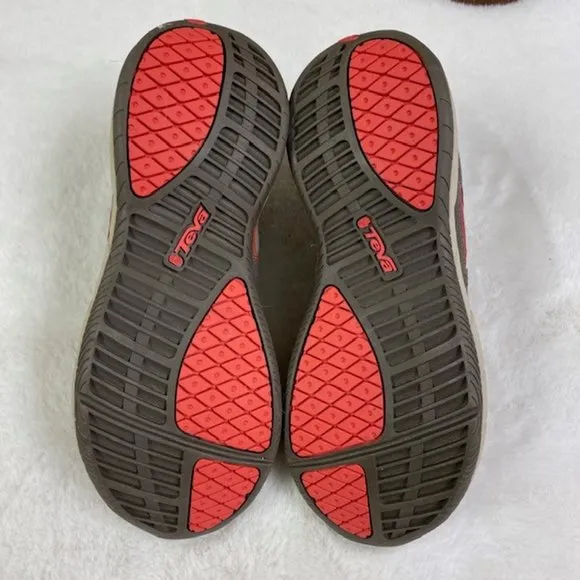 NEW Teva Bungee Cord Churn Water Sneakers Women's size‎ 9