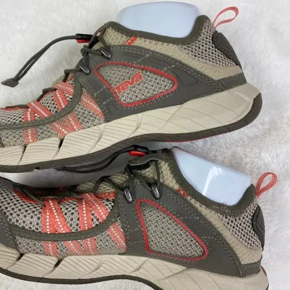 NEW Teva Bungee Cord Churn Water Sneakers Women's size‎ 9