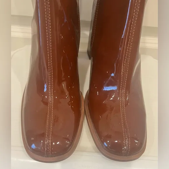 NEW Urban Outfitters Mid Calf Brown Patent Block Heel Boots