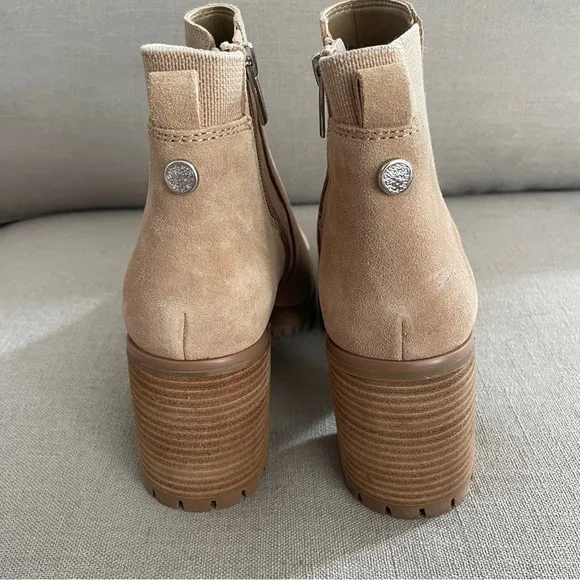 NEW Vince Camuto Dustelie Boots Tortilla Tan Suede Chelsea Lug Women’s Size 9